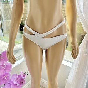 White Bikini Bottom Size L Large Cut Out Beverly Hills Olaya Beach Swimsuit